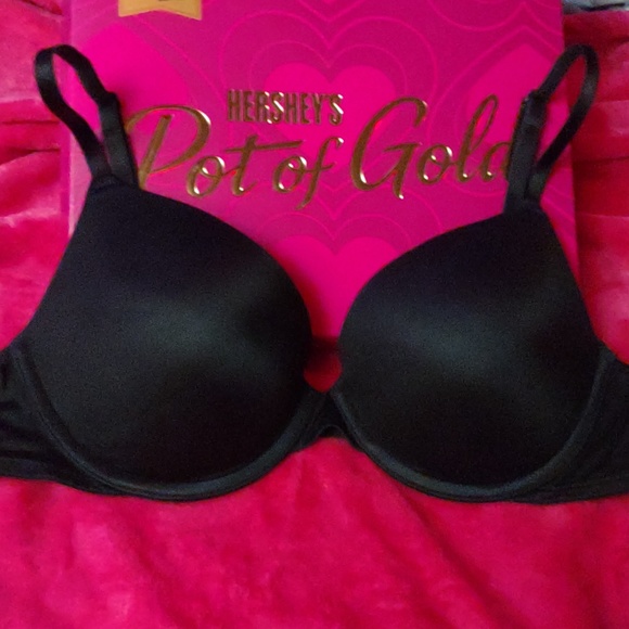 Victoria Secret PINK wear everywhere push up bra size 36 B NWOT - Picture 1 of 5